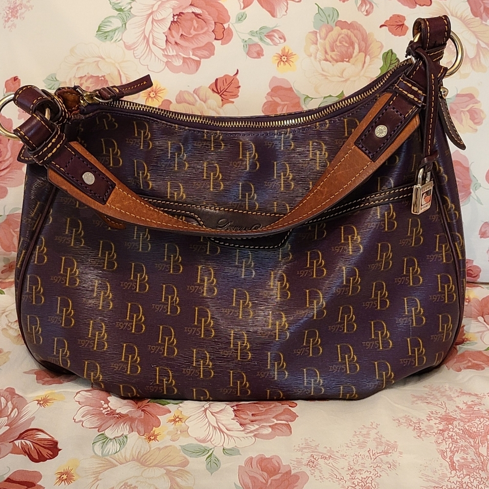 Dooney & Bourke